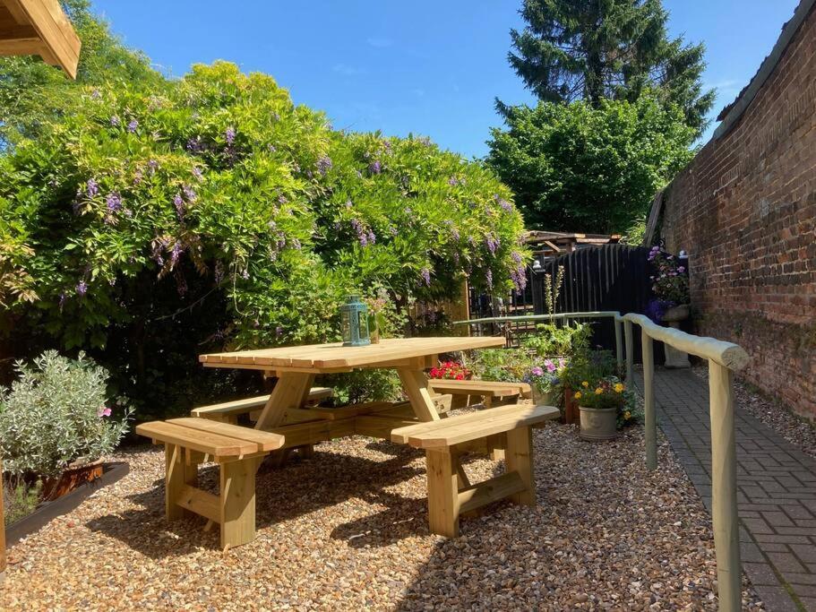 Beautiful 500 Year Old Listed Kentish Cottage Wingham Kültér fotó